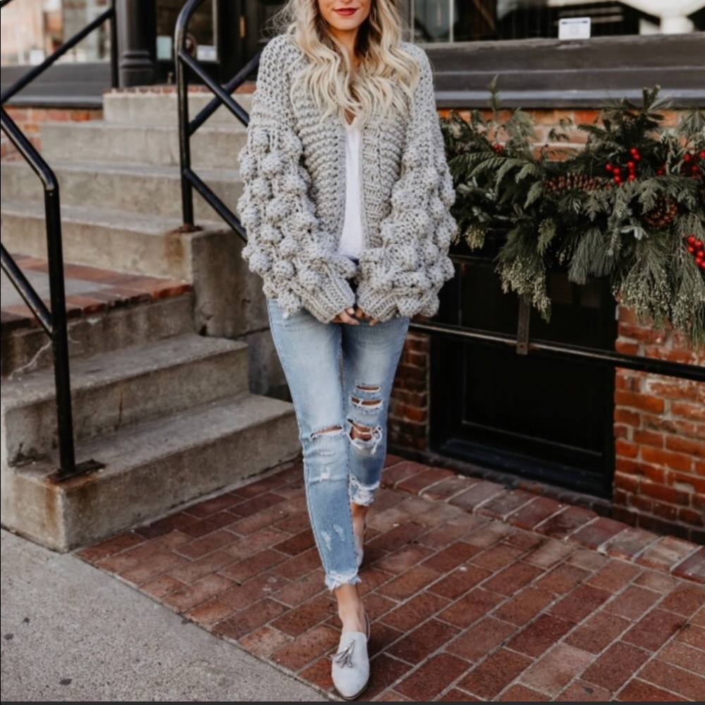 Pom Pom cardigan